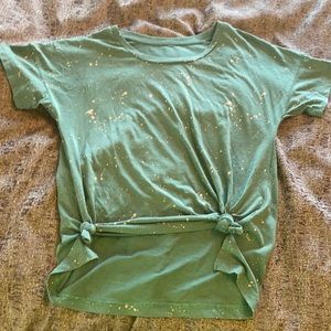 Green/blue colored tee-shirt